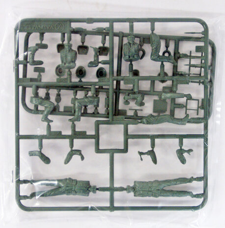 TAMIYA 35129 GERMAN SOLDIERS AT REST 1/35