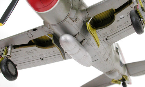 TAMIYA 60769 REPUBLIC P-47D THUNDERBOLT® ​“RAZORBACK” 1/72