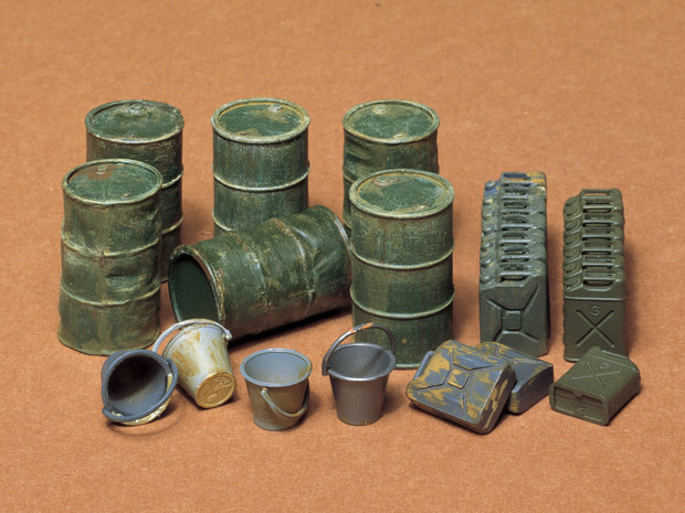 TAMIYA 35026 JERRY CANS SET 1/35
