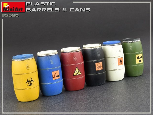 MINIART 35590 PLASTIC BARRELS & CANS 1/35