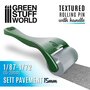 GREEN-STUFF-WORLD-TEXTURED-ROLLER-MET-HANDVAT-PAVEMENT-15-MM 